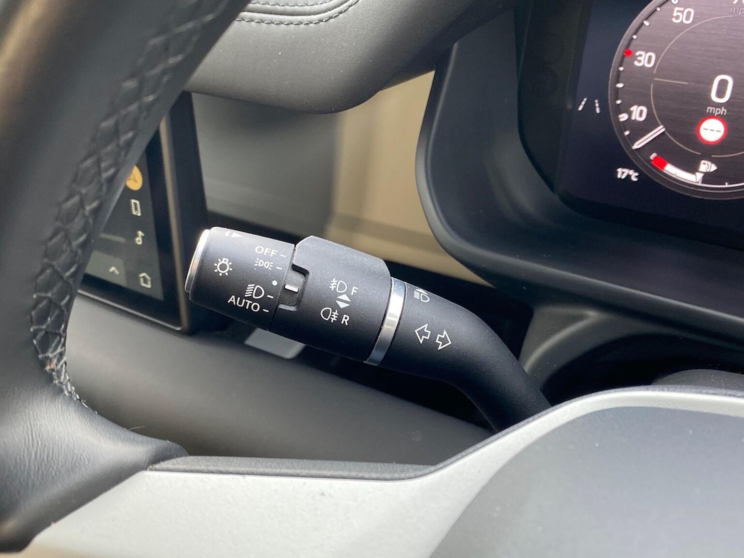 Used Land Rover Defender 2023 for sale - 76578305: Photo 39