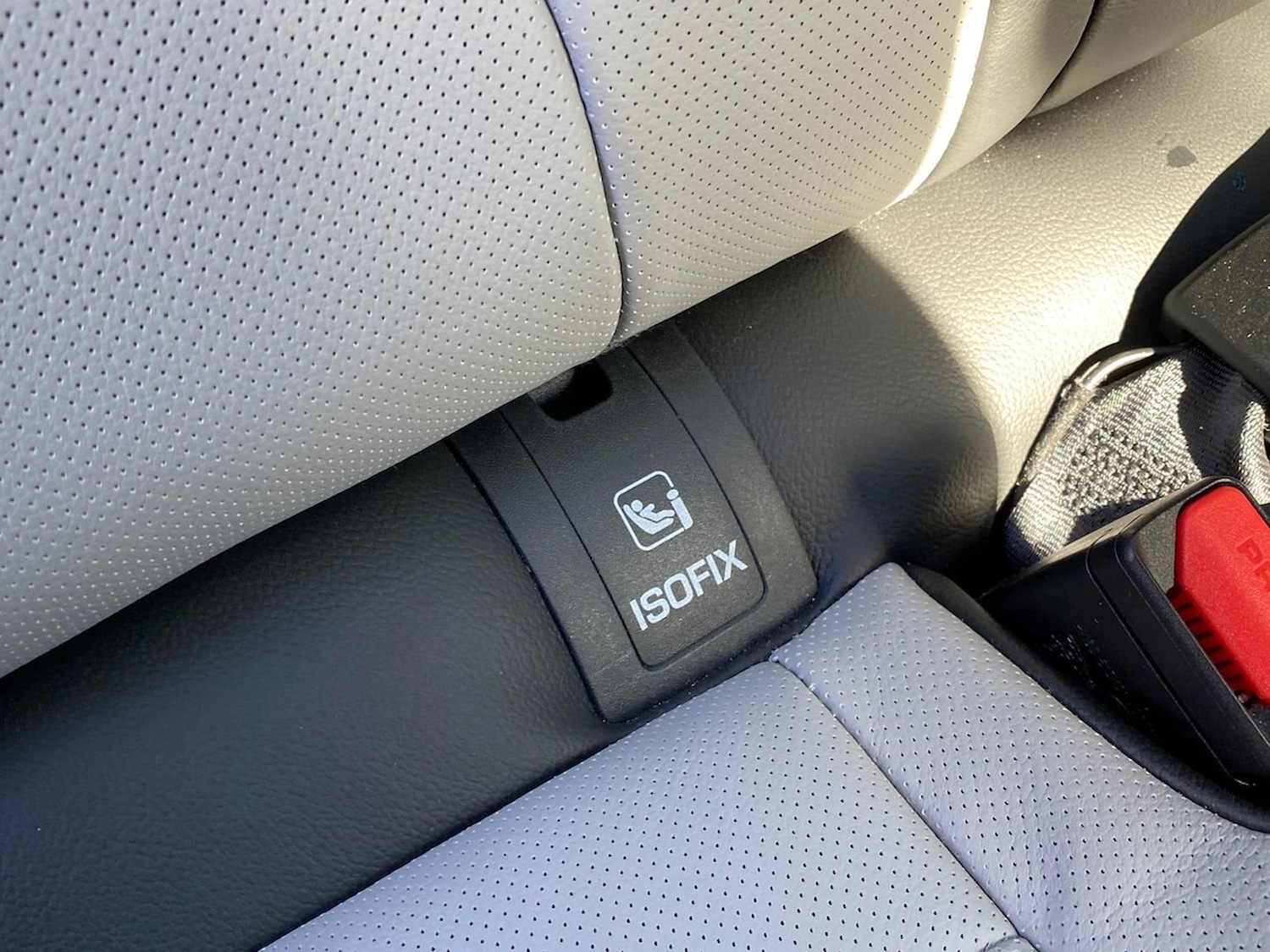 Used Land Rover Range Rover Velar 2024 for sale - 76720309: Photo 30