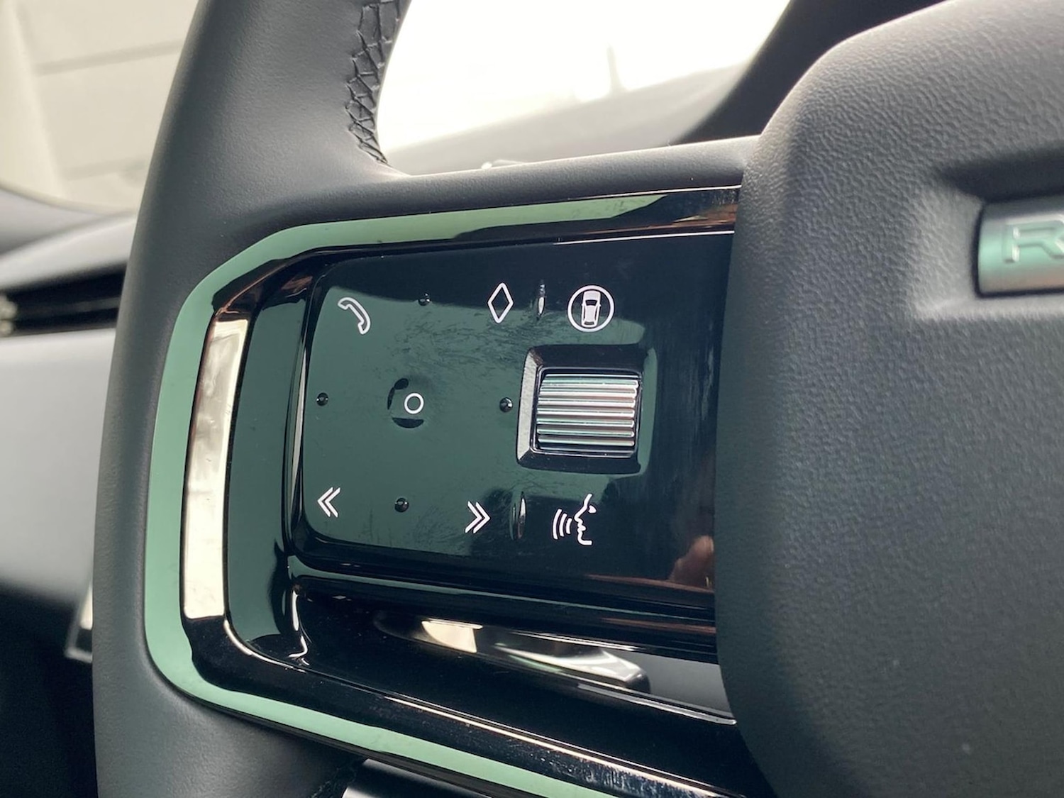 Used Land Rover Range Rover Evoque 2025 for sale - 78191824: Photo 42