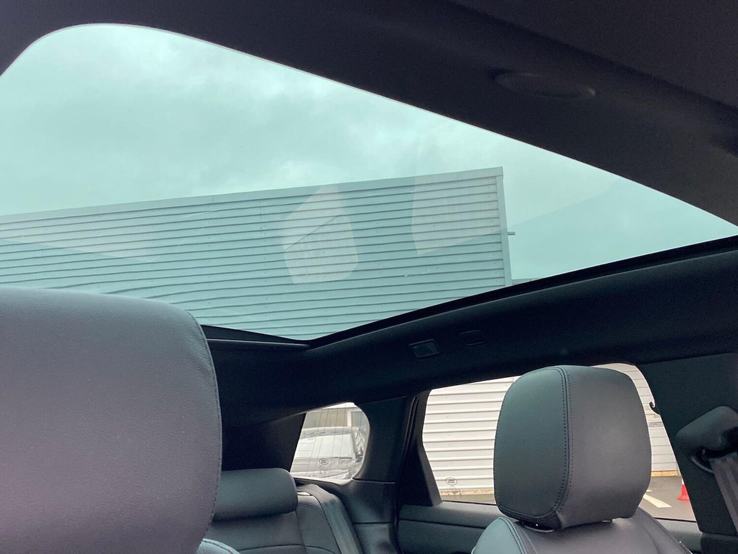 Used Land Rover Range Rover Evoque 2025 for sale - 77528893: Photo 21