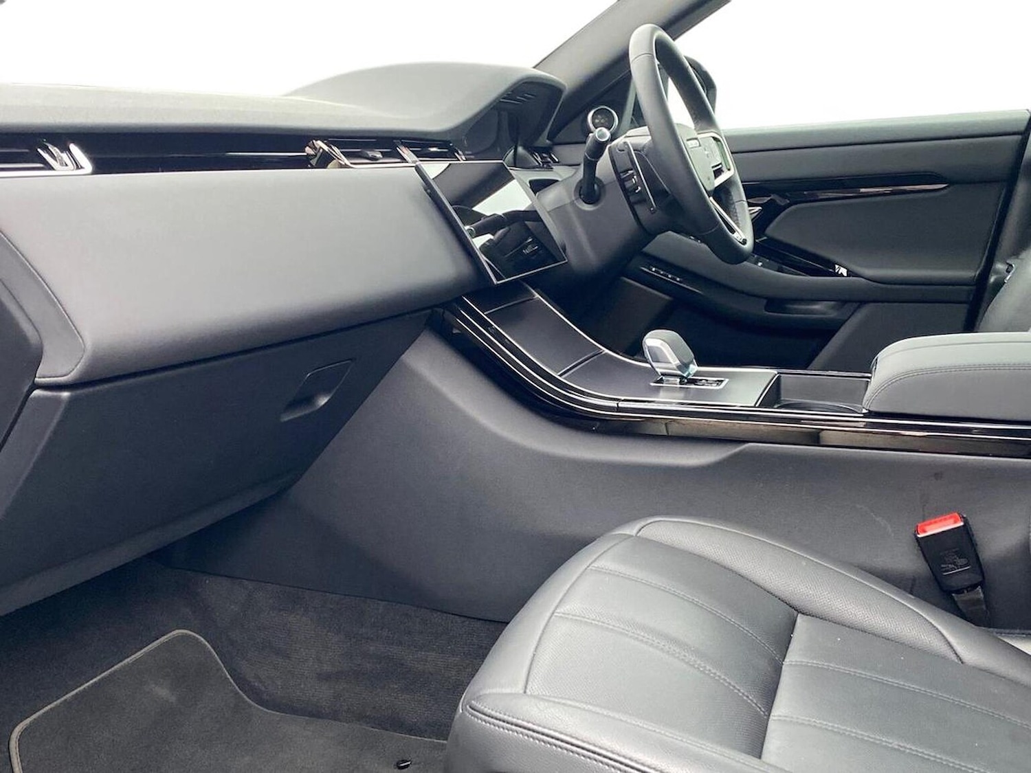 Used Land Rover Range Rover Evoque 2025 for sale - 77528893: Photo 3