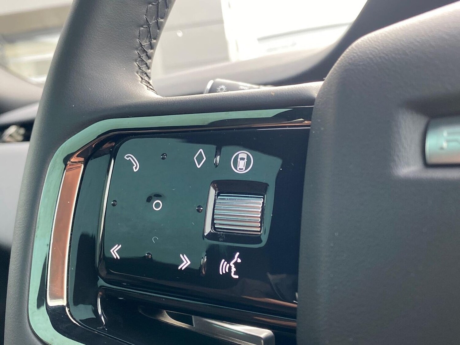 Used Land Rover Range Rover Evoque 2025 for sale - 77528893: Photo 40