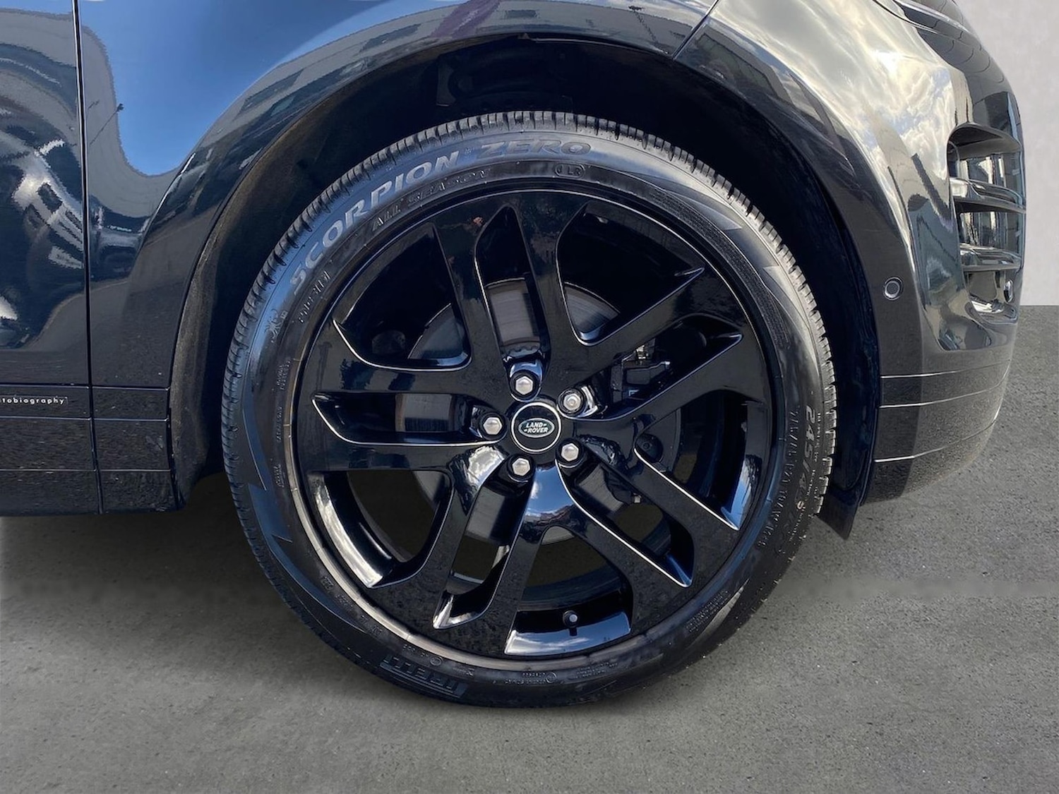 Used Land Rover Range Rover Evoque 2025 for sale - 78193418: Photo 10