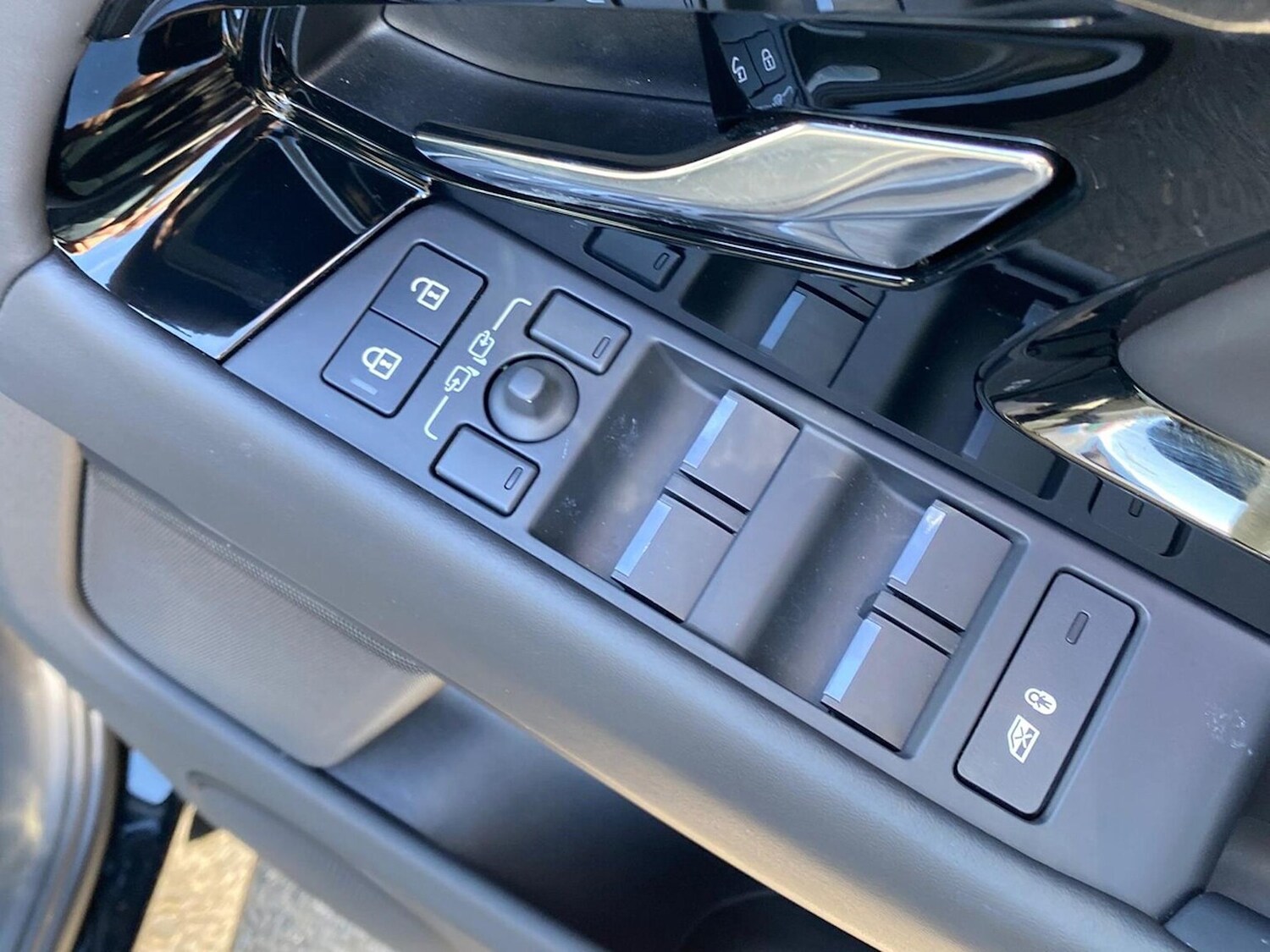 Used Land Rover Range Rover Evoque 2025 for sale - 78193418: Photo 26