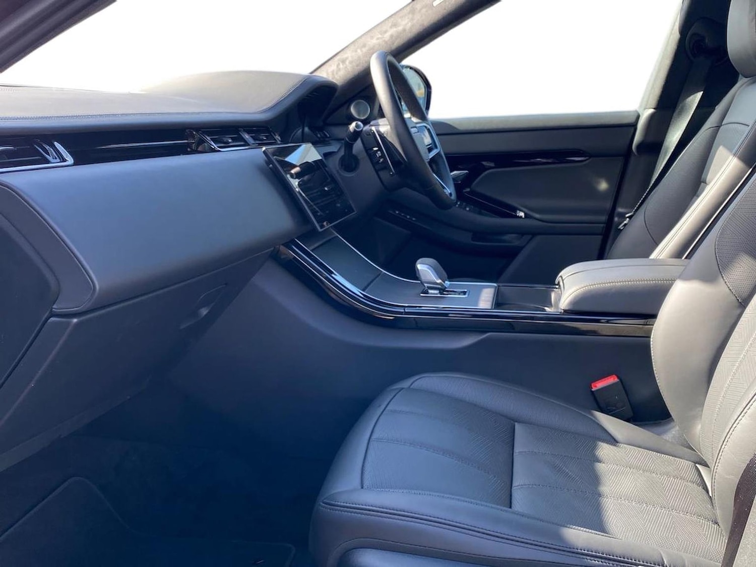 Used Land Rover Range Rover Evoque 2025 for sale - 78193418: Photo 5