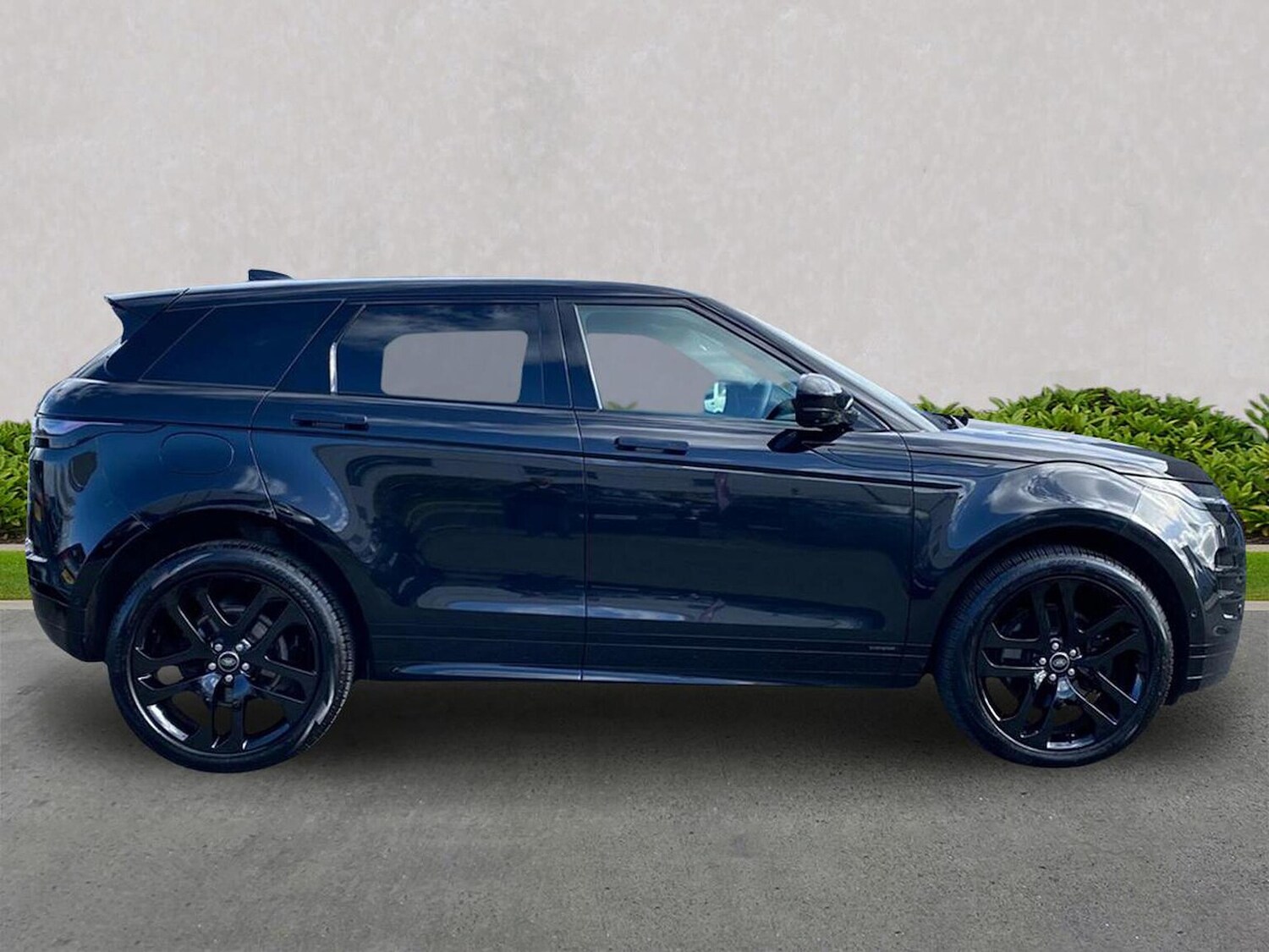 Used Land Rover Range Rover Evoque 2025 for sale - 78193418: Photo 7