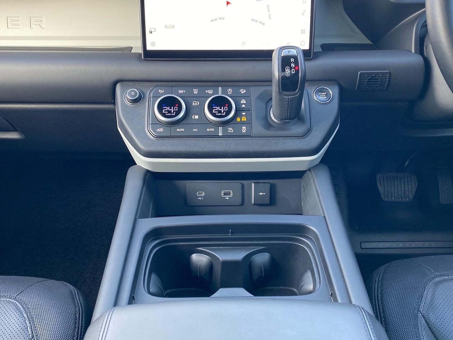 Used Land Rover Defender 2023 for sale - 76785181: Photo 14