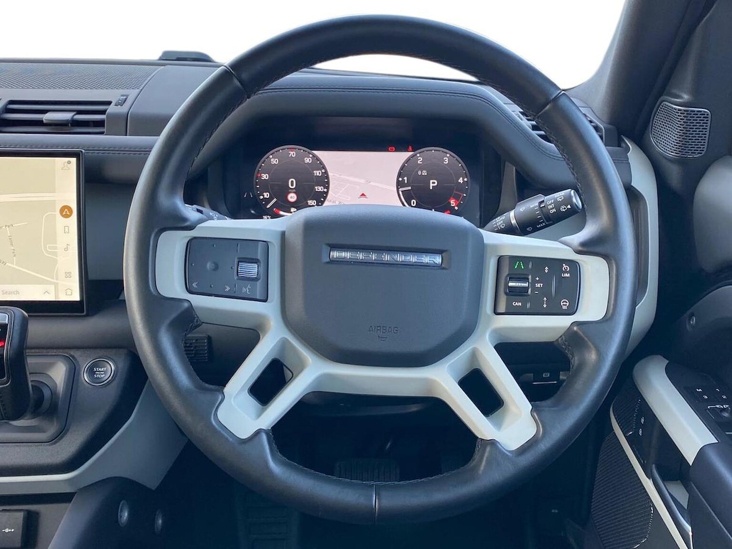 Used Land Rover Defender 2023 for sale - 76785181: Photo 15