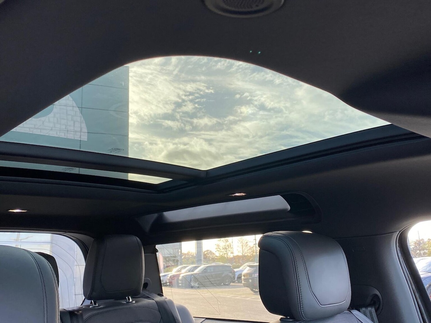 Used Land Rover Defender 2023 for sale - 76785181: Photo 21