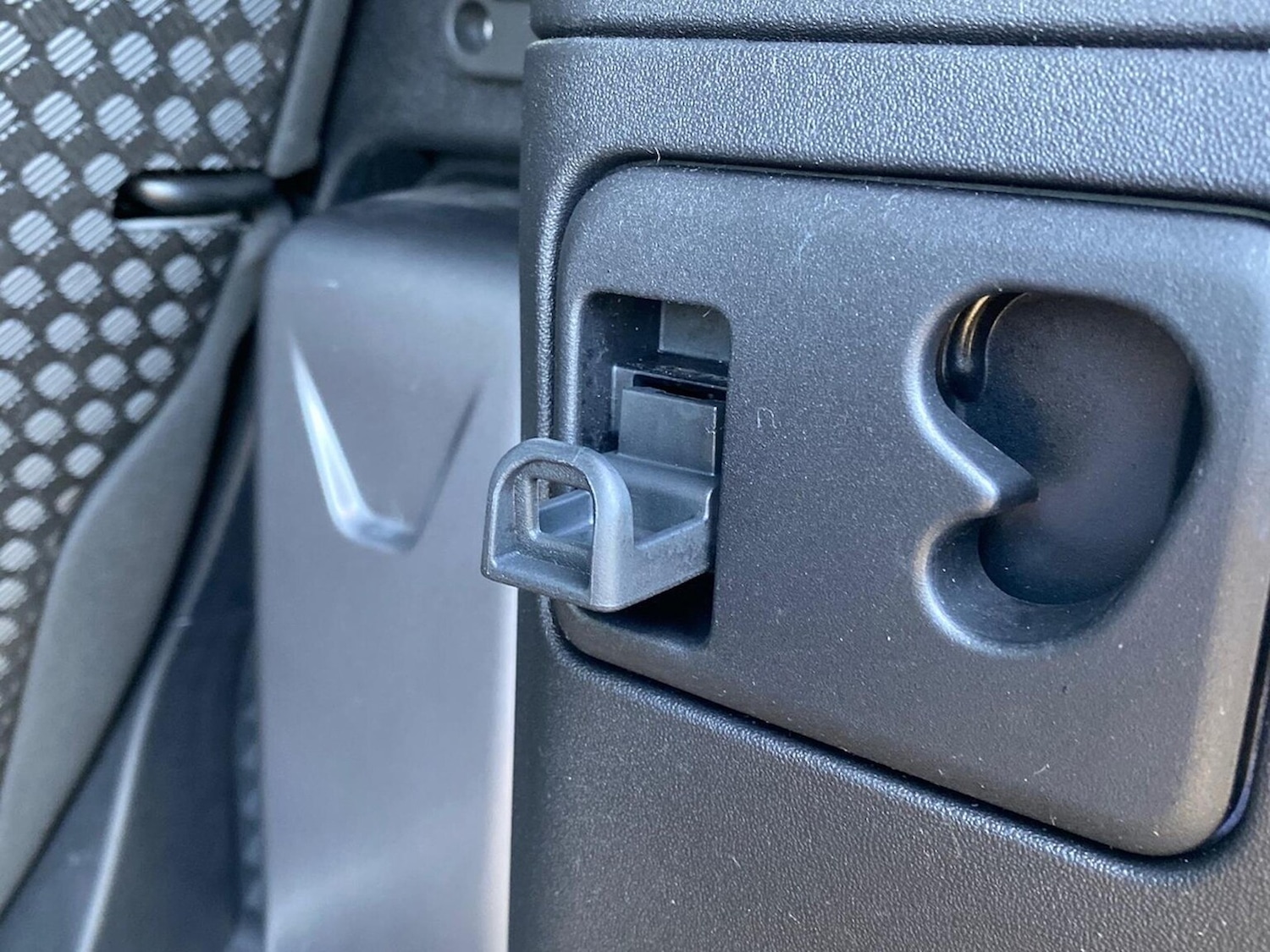 Used Land Rover Defender 2023 for sale - 76785181: Photo 24