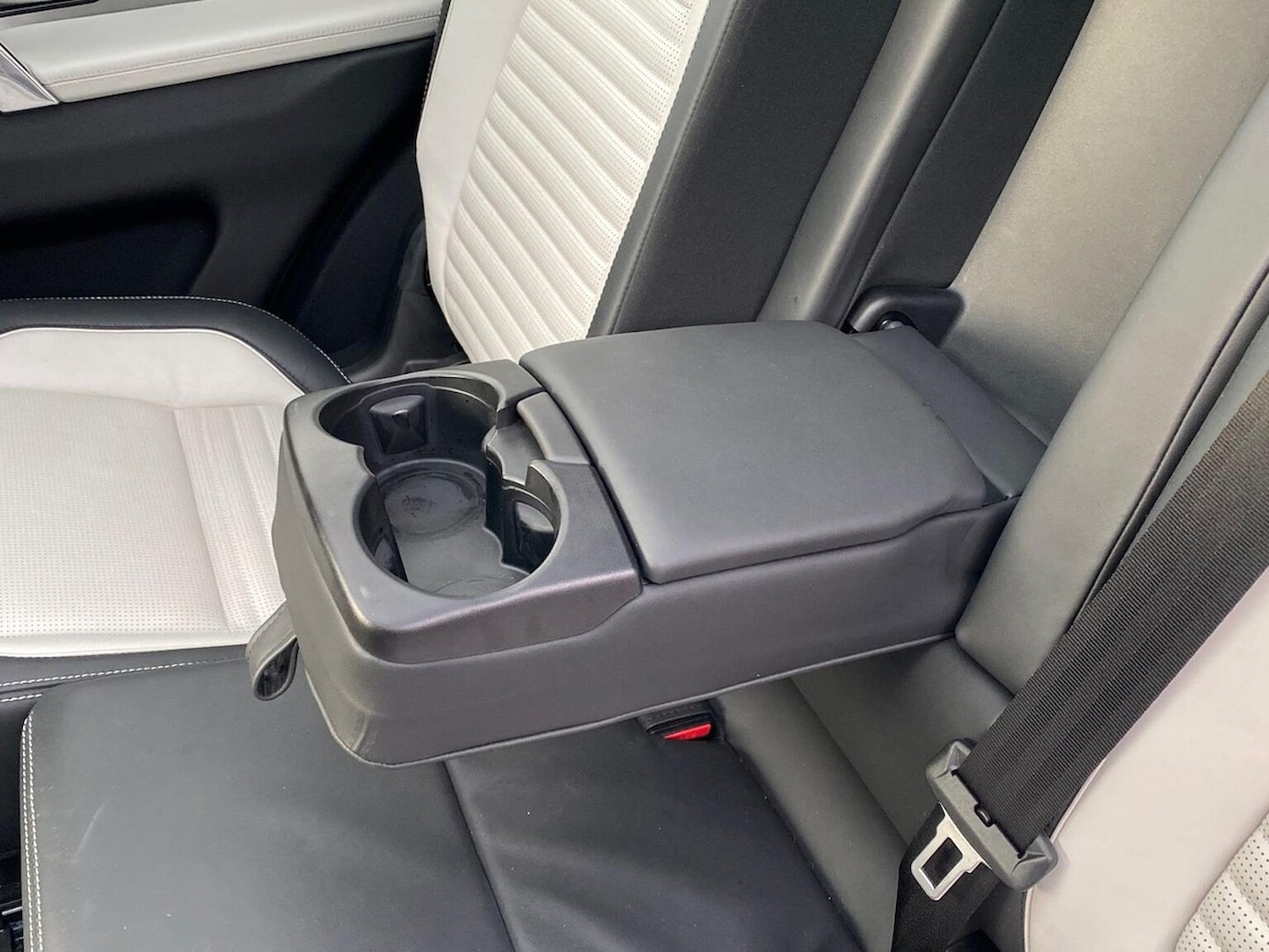 Used Land Rover Discovery Sport 2025 for sale - 77662570: Photo 36