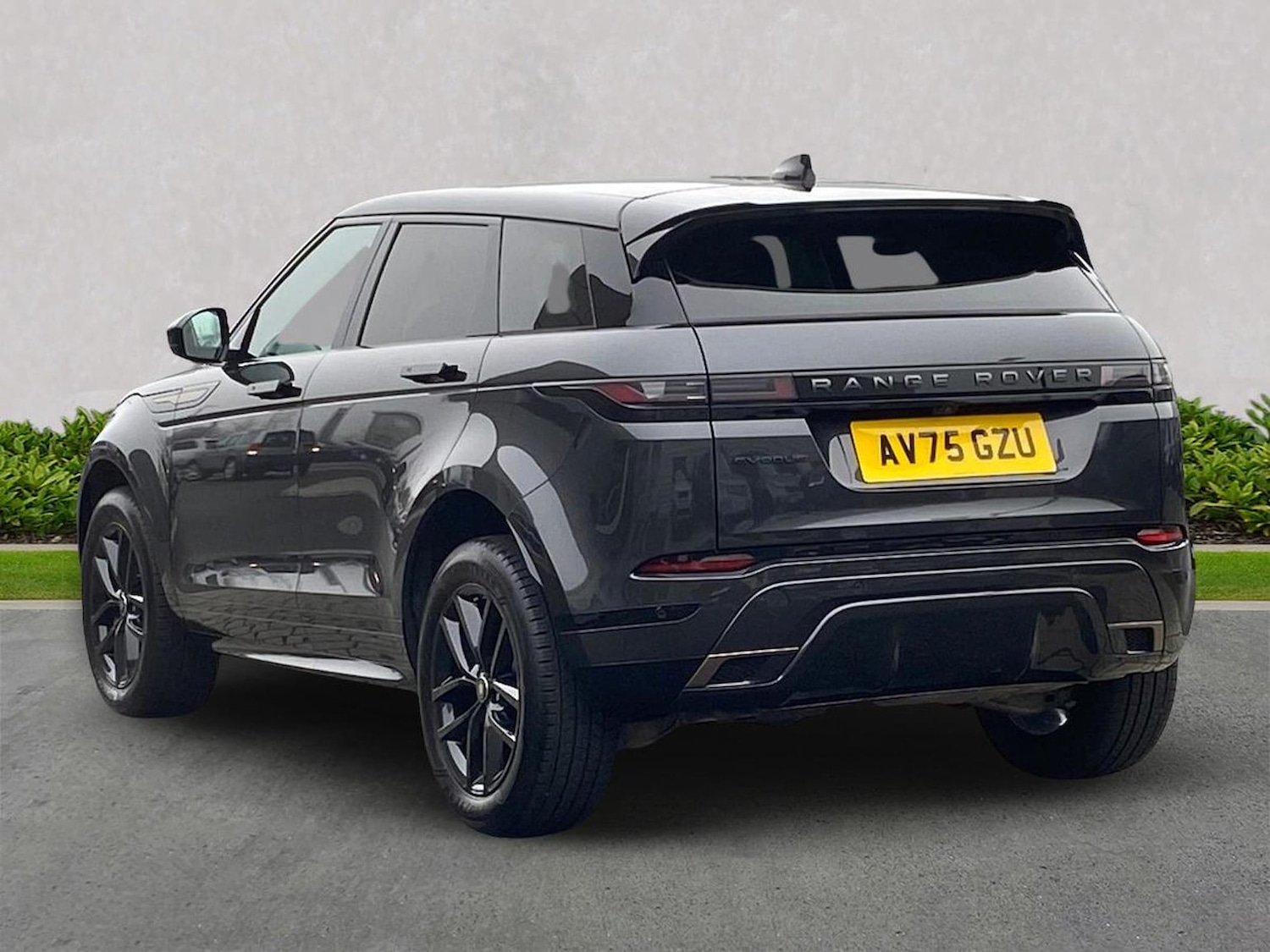 Used Land Rover Range Rover Evoque 2025 for sale - 78191829: Photo 2