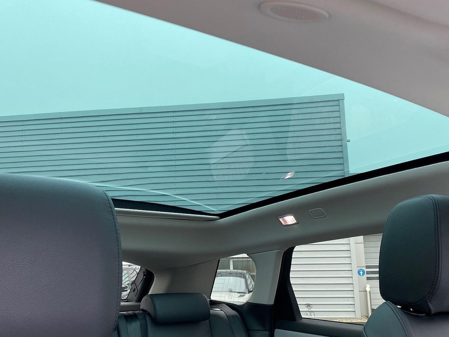 Used Land Rover Range Rover Evoque 2025 for sale - 78191829: Photo 23