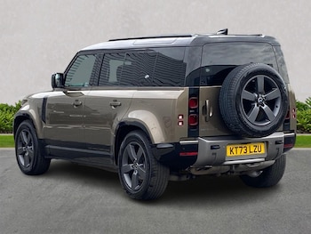 Used Land Rover Defender 2023 for sale - 75435655: Photo