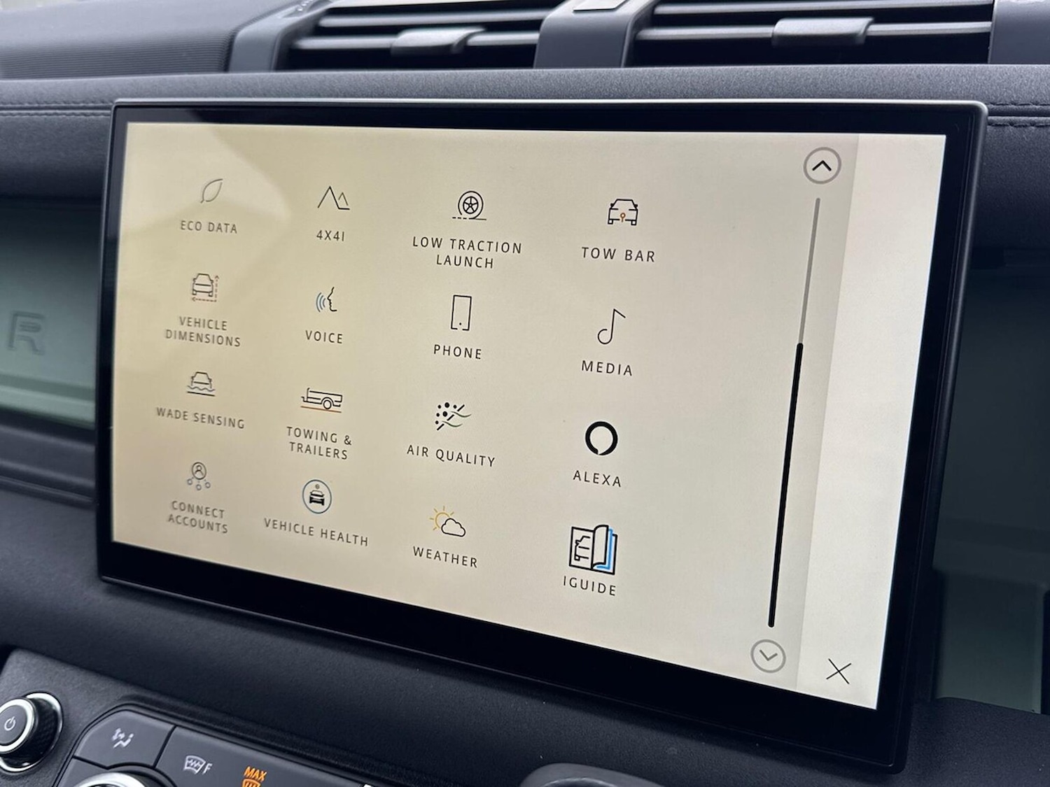 Used Land Rover Defender 2023 for sale - 77640357: Photo 41