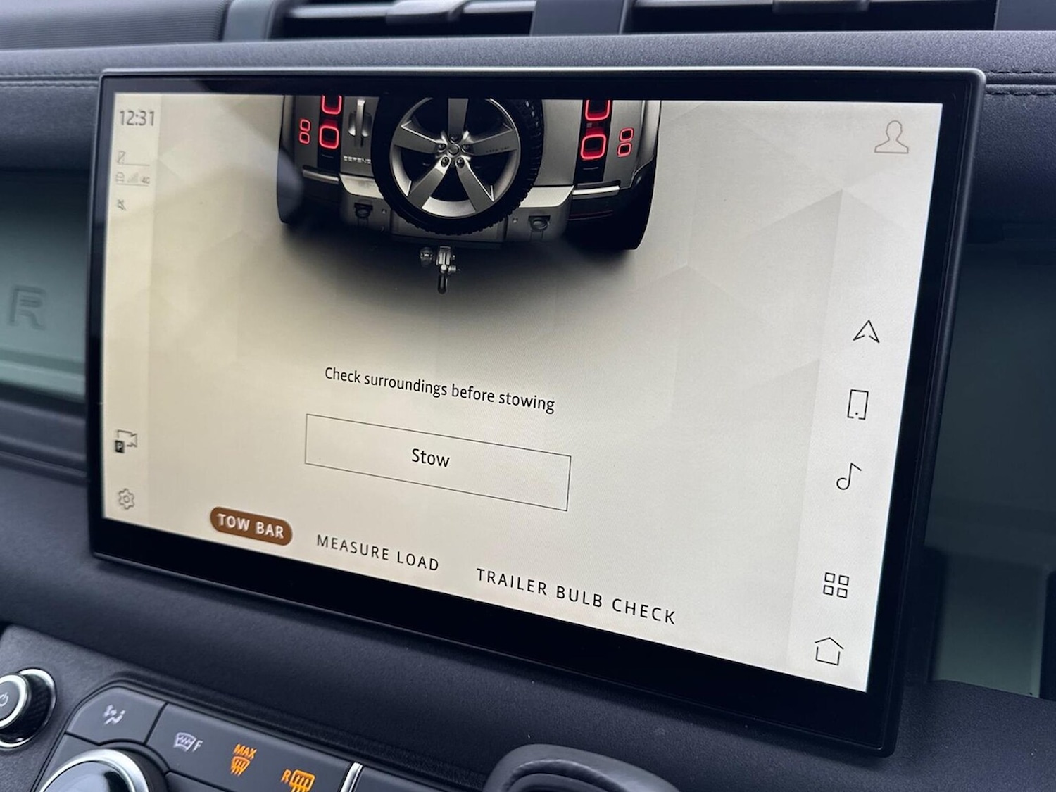 Used Land Rover Defender 2023 for sale - 77640357: Photo 42