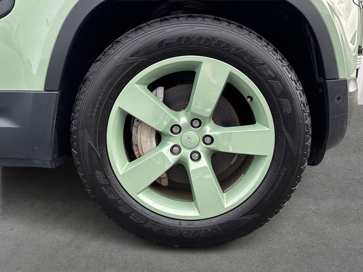 Used Land Rover Defender 2023 for sale - 77640357: Photo 8