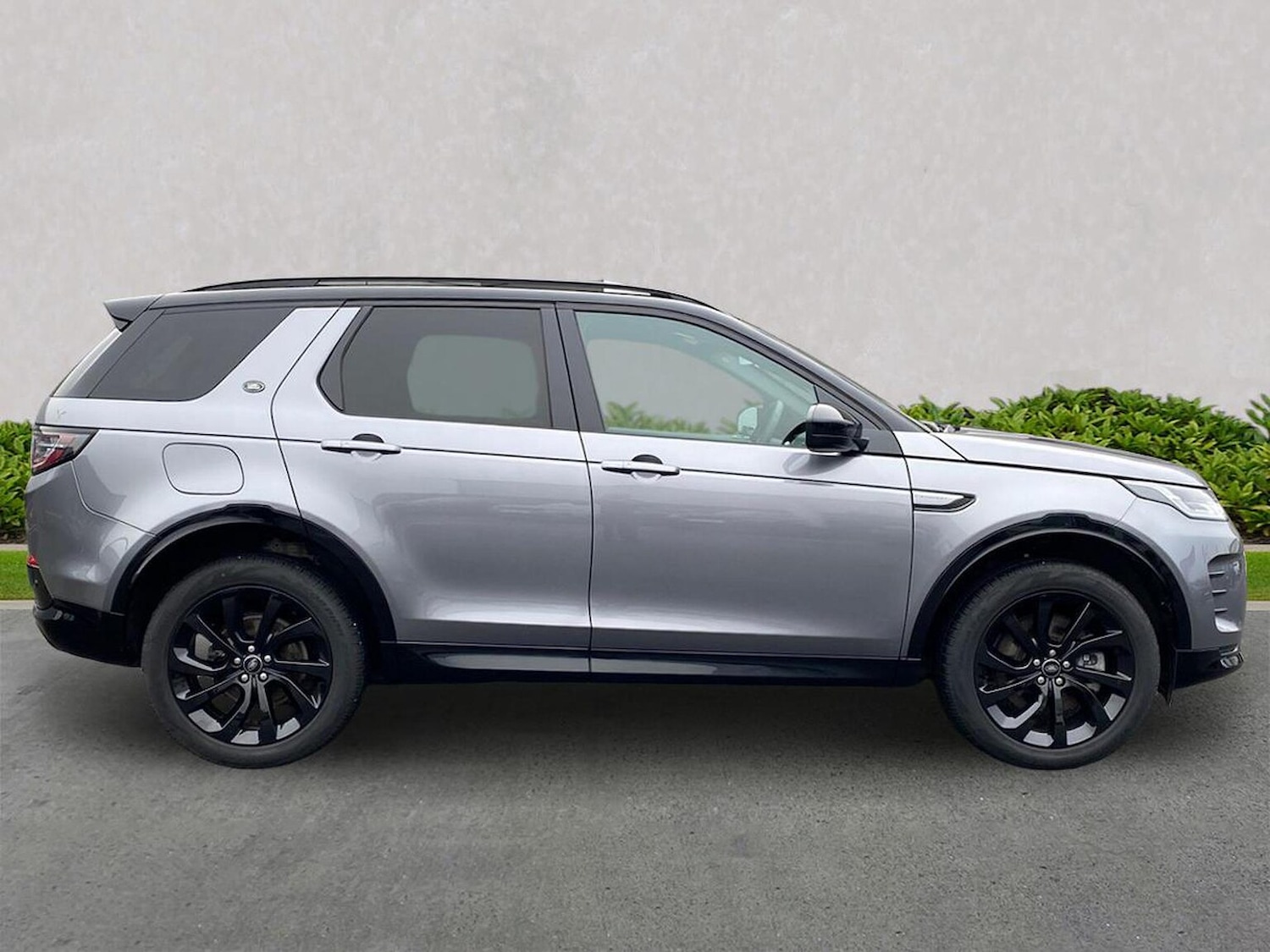 Used Land Rover Discovery Sport 2025 for sale - 77901704: Photo 5