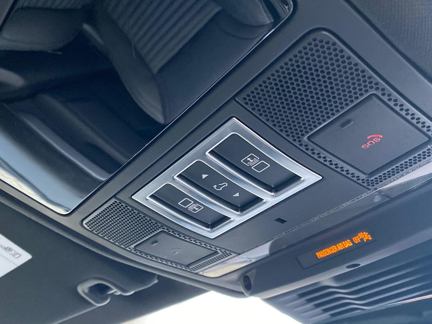 Used Land Rover Discovery 2025 for sale - 76449631: Photo 23