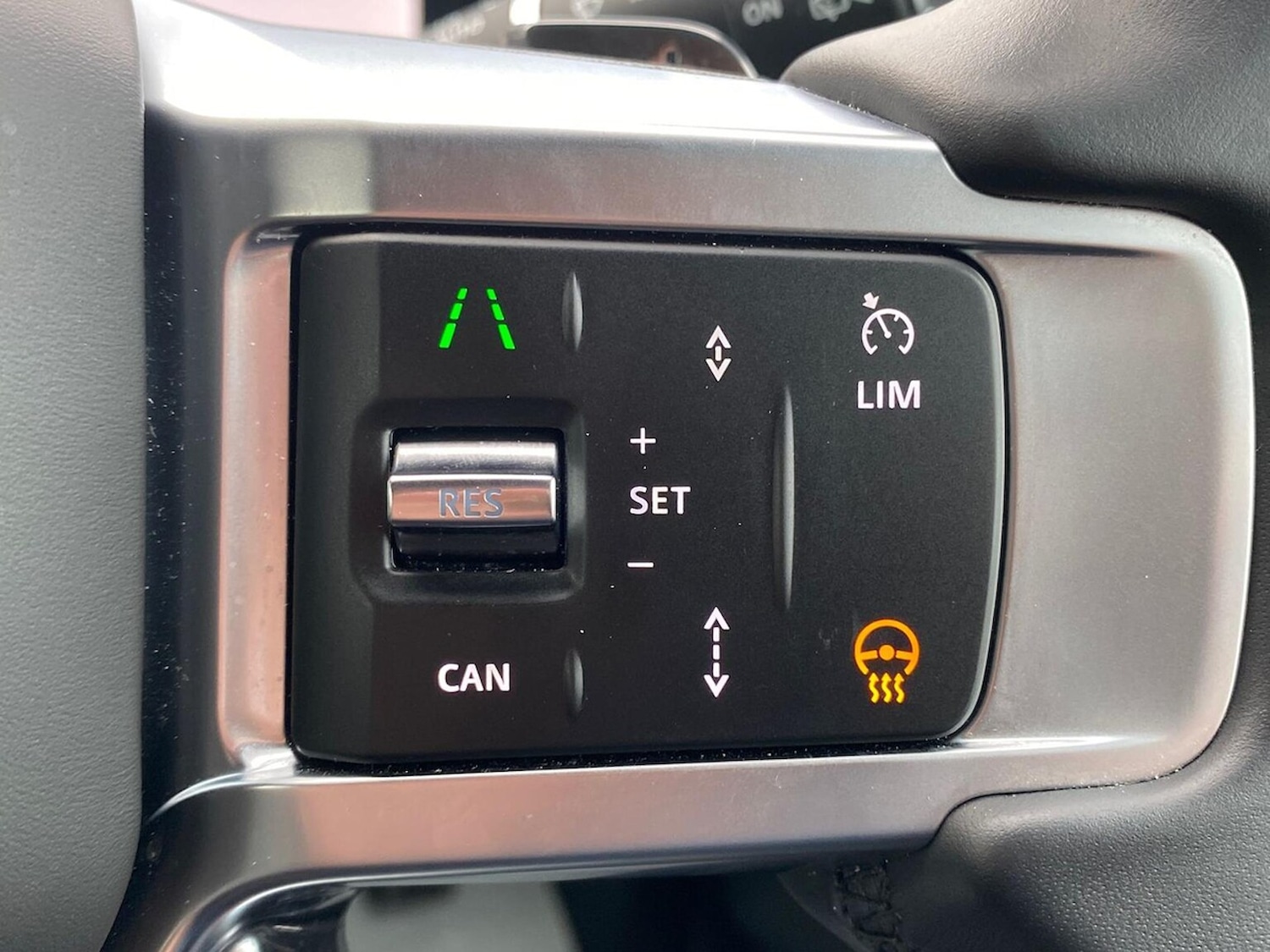 Used Land Rover Discovery 2025 for sale - 76449631: Photo 31