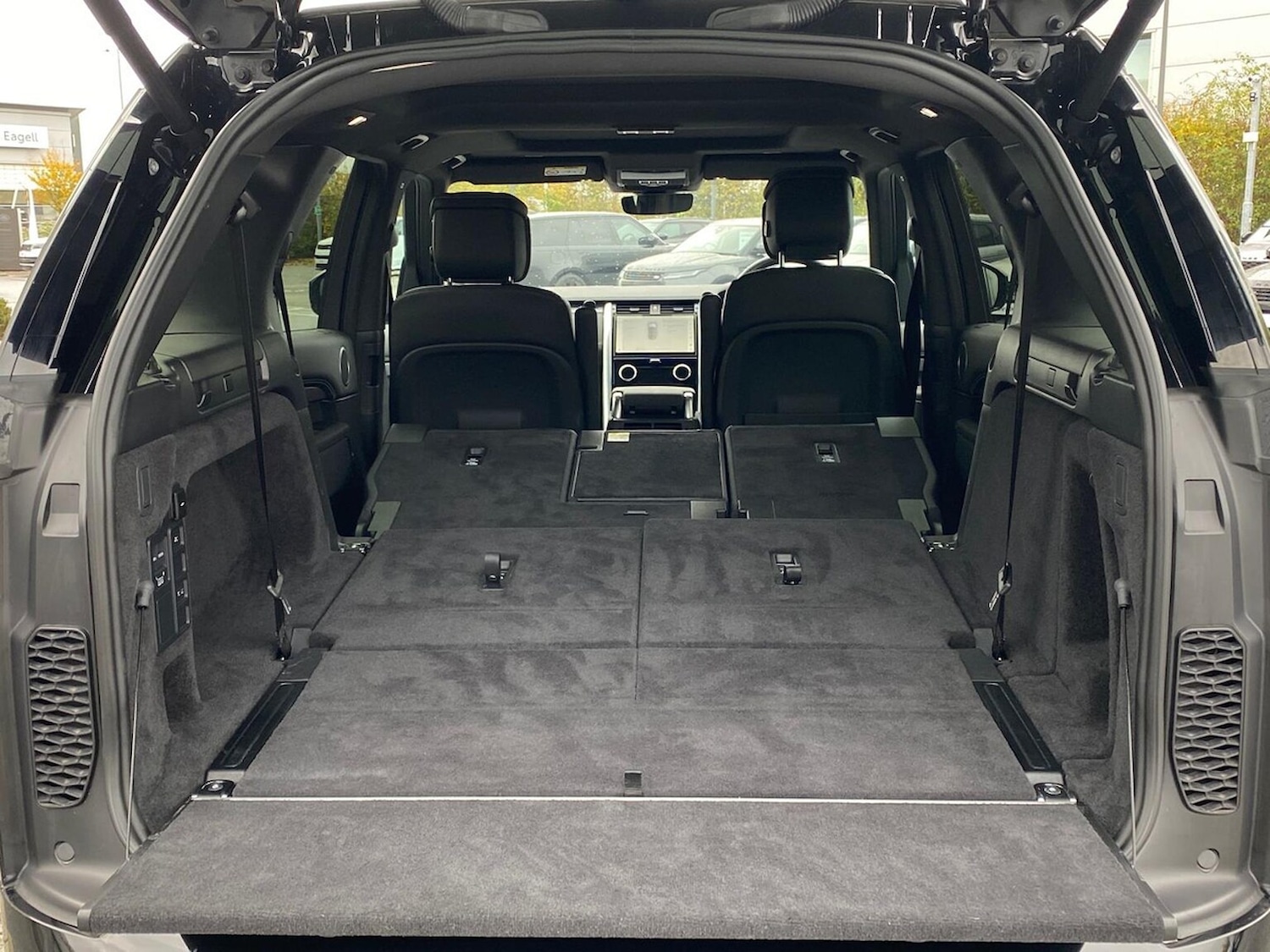 Used Land Rover Discovery 2025 for sale - 76449631: Photo 36