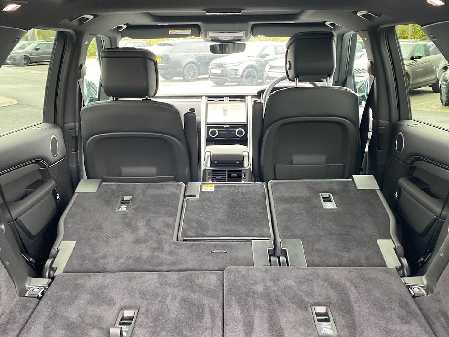 Used Land Rover Discovery 2025 for sale - 76449631: Photo 37