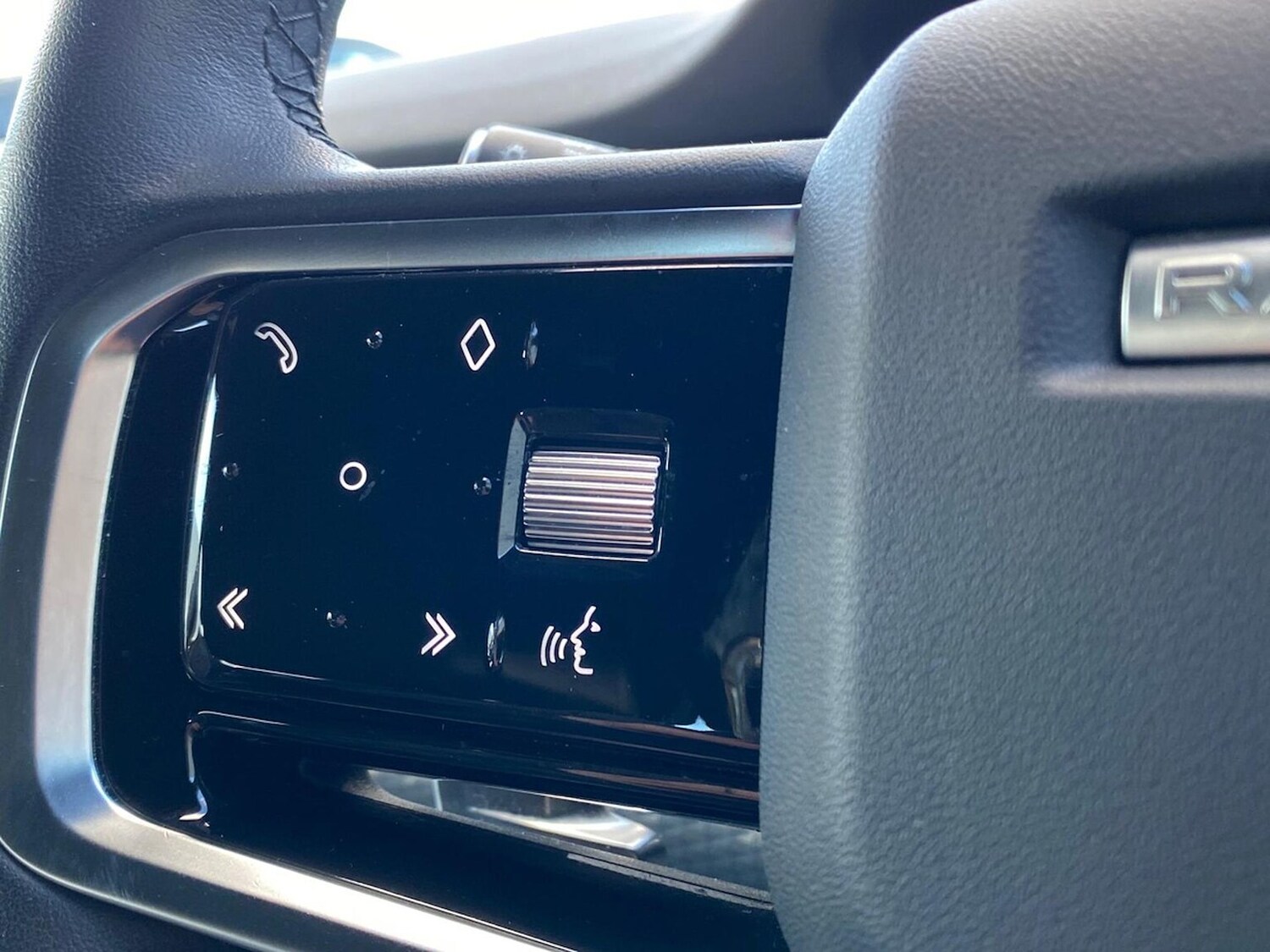 Used Land Rover Range Rover Evoque 2023 for sale - 78191845: Photo 38