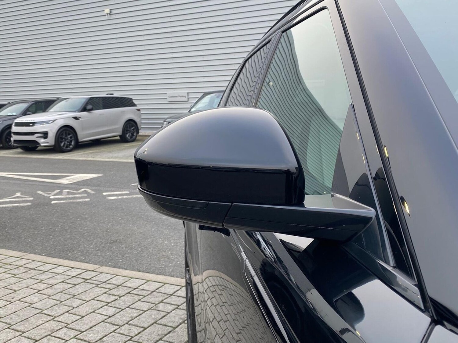 Used Land Rover Range Rover Velar 2023 for sale - 78191834: Photo 31