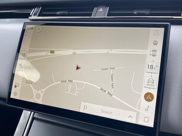 Used Land Rover Range Rover Velar 2024 for sale - 76231693: Photo 11