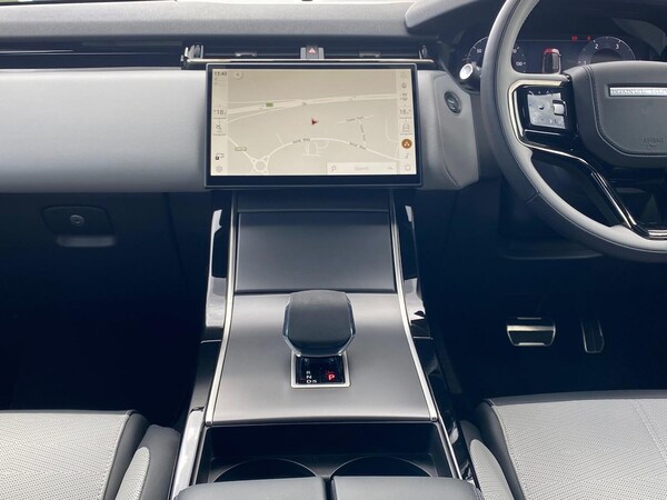 Used Land Rover Range Rover Velar 2024 for sale - 76231693: Photo 14