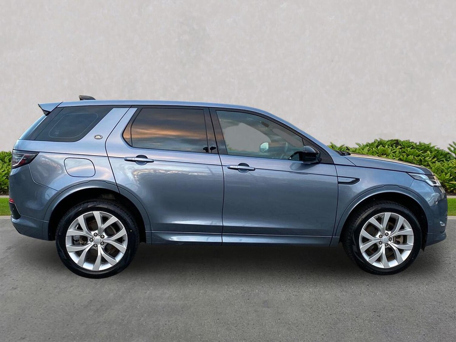 Used Land Rover Discovery Sport 2022 for sale - 76559801: Photo 5