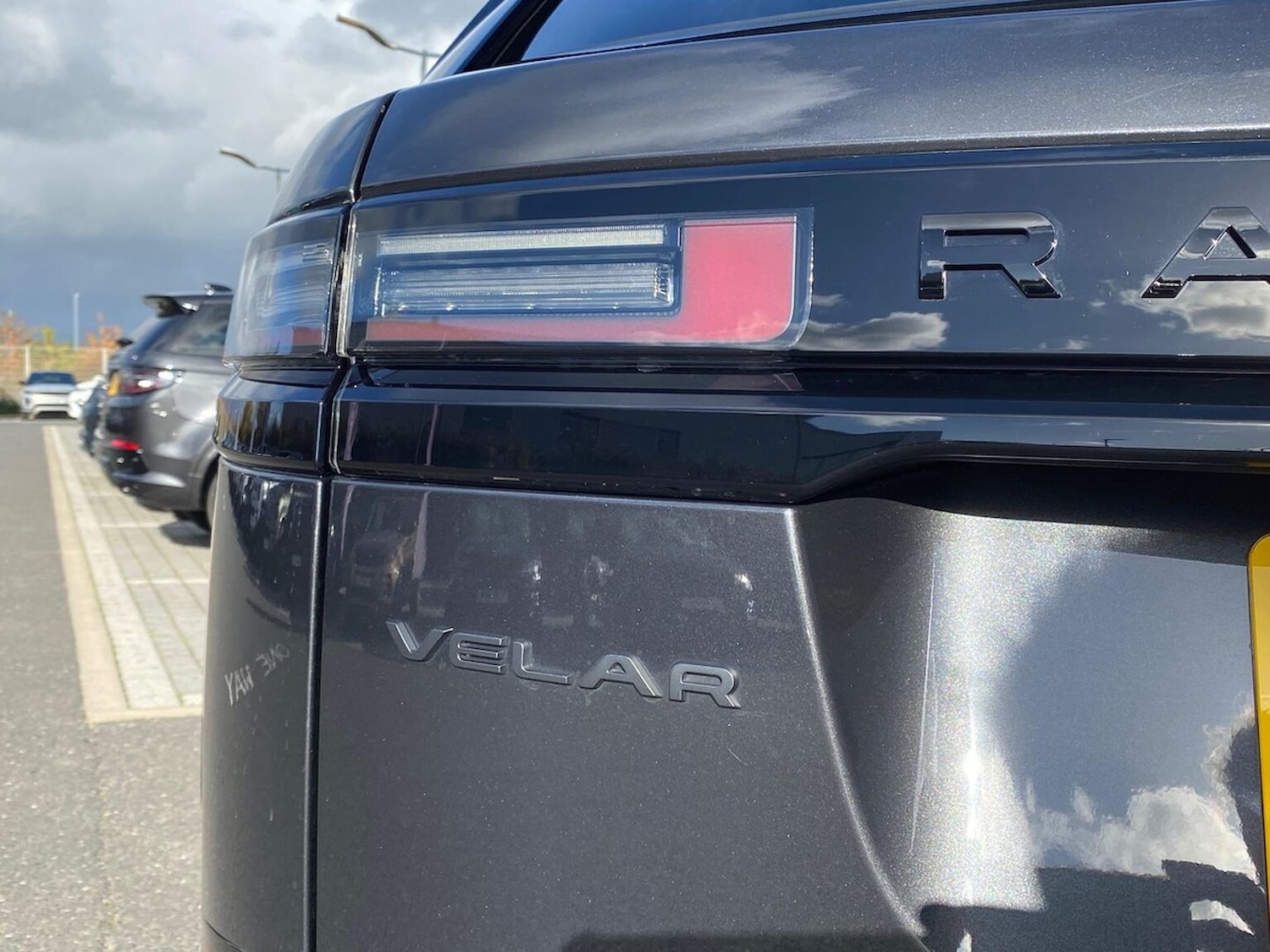 Used Land Rover Range Rover Velar 2024 for sale - 76945926: Photo 25