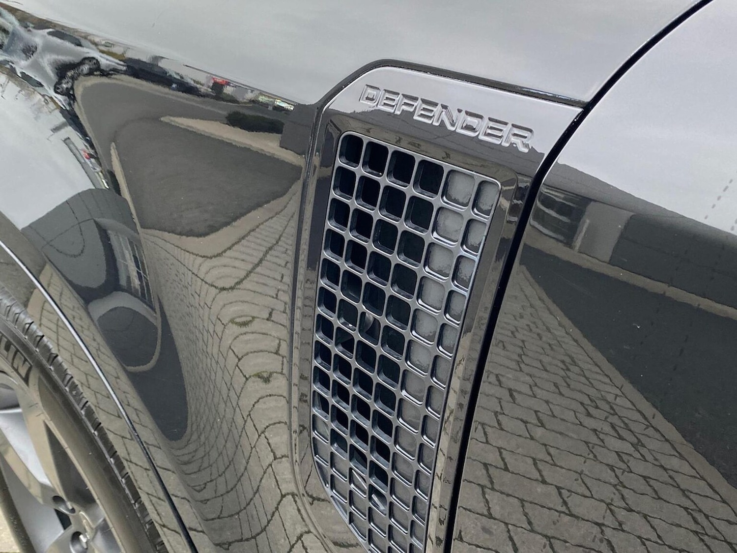 Used Land Rover Defender 2024 for sale - 76957542: Photo 28