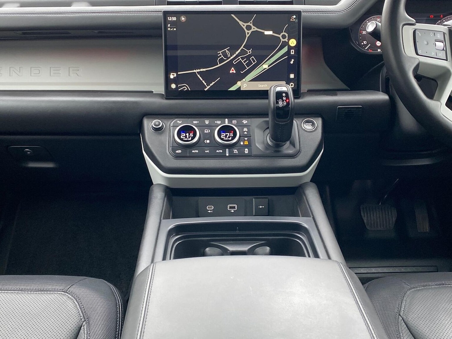 Used Land Rover Defender 2024 for sale - 76969955: Photo 14