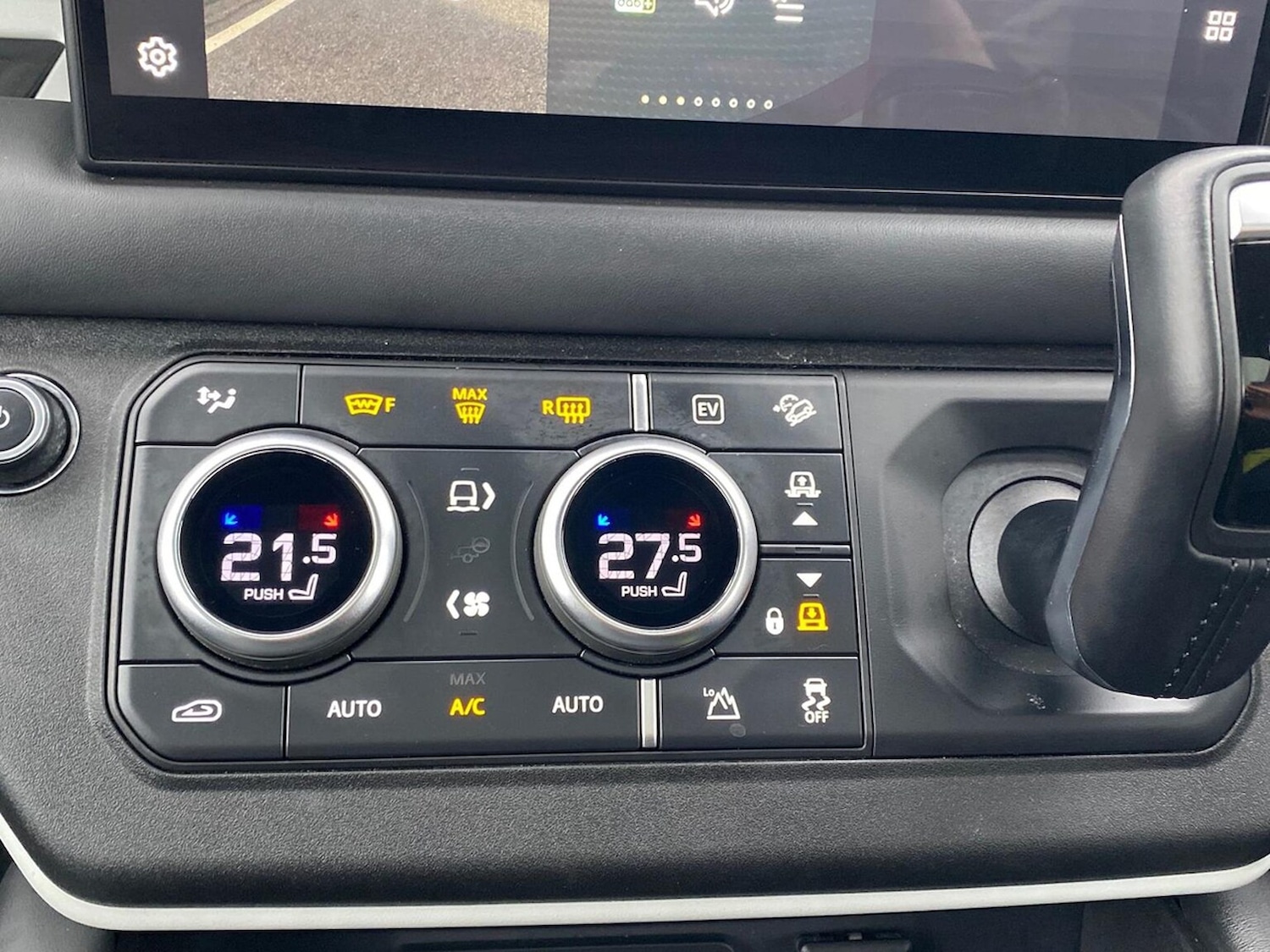 Used Land Rover Defender 2024 for sale - 76969955: Photo 22