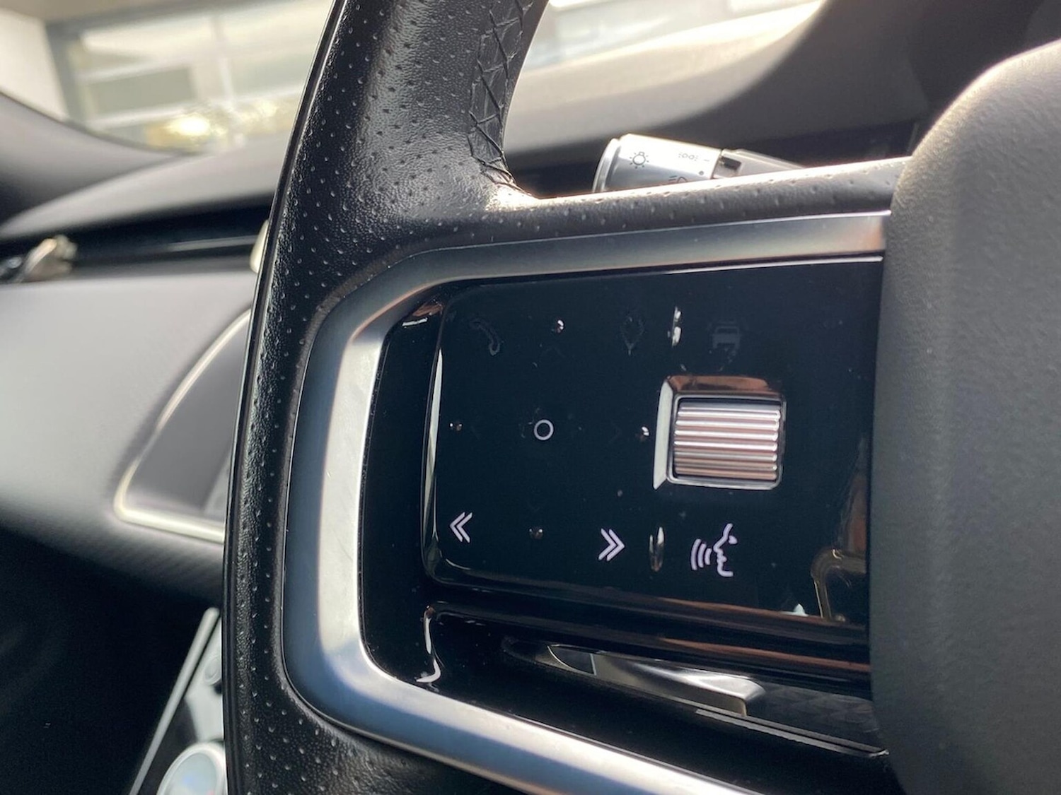 Used Land Rover Range Rover Evoque 2021 for sale - 76478196: Photo 35