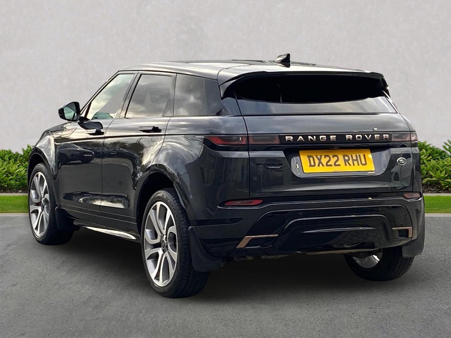 Used Land Rover Range Rover Evoque 2022 for sale - 76455188: Photo 2