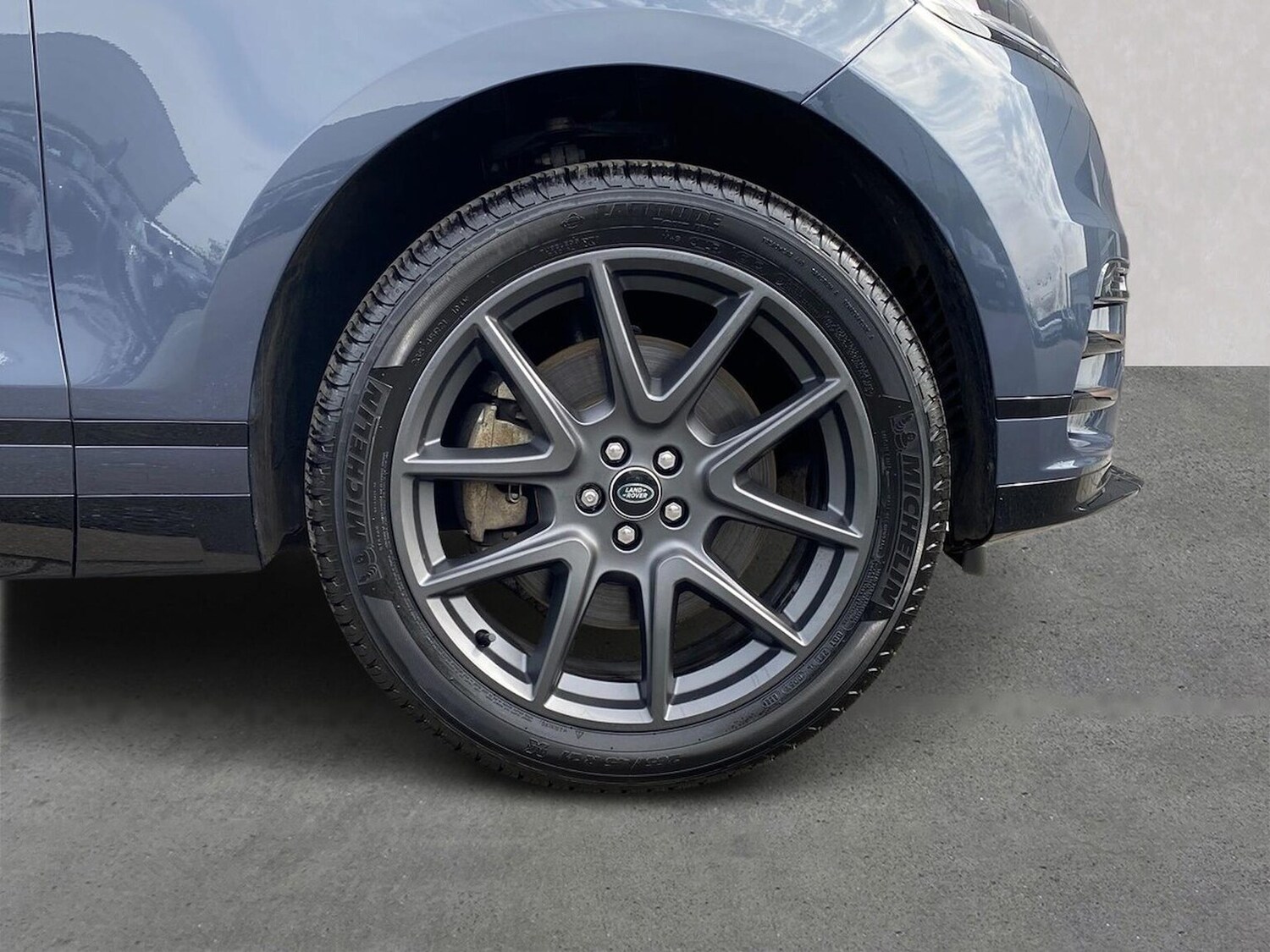 Used Land Rover Range Rover Velar 2024 for sale - 78193528: Photo 10