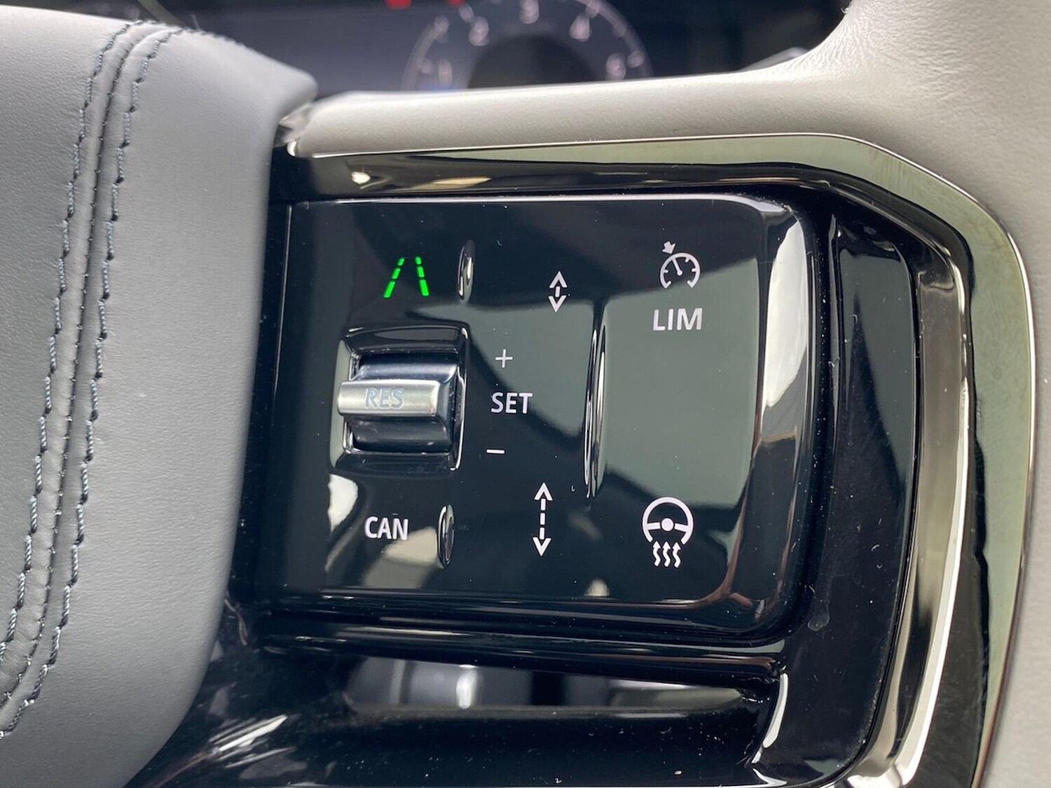 Used Land Rover Range Rover Velar 2024 for sale - 78193528: Photo 39