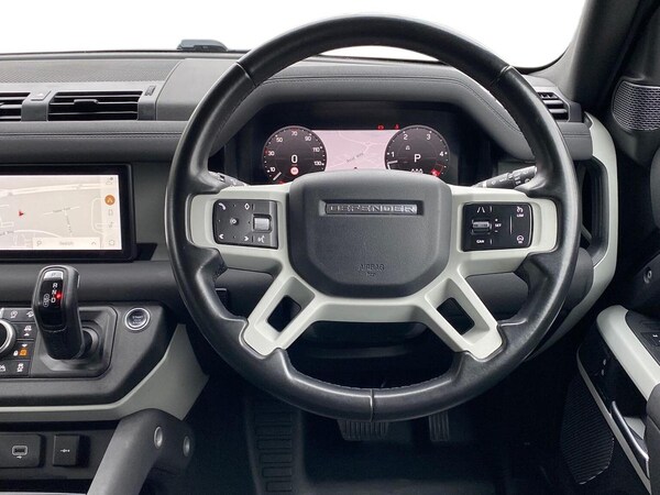 Used Land Rover Defender 2022 for sale - 76237061: Photo 15
