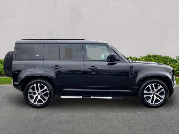 Used Land Rover Defender 2022 for sale - 76237061: Photo 5