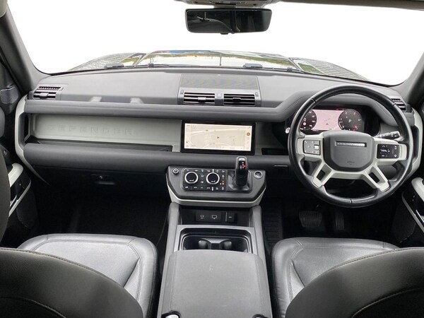 Used Land Rover Defender 2022 for sale - 76237061: Photo 9