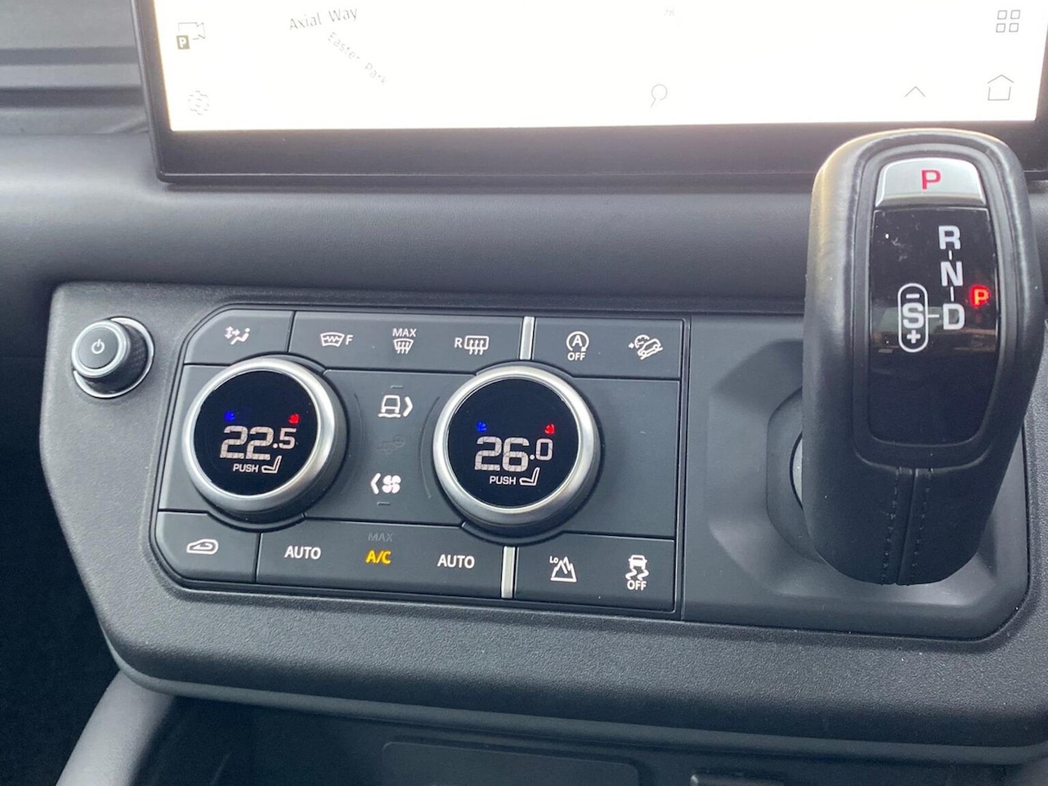 Used Land Rover Defender 2023 for sale - 77901708: Photo 22