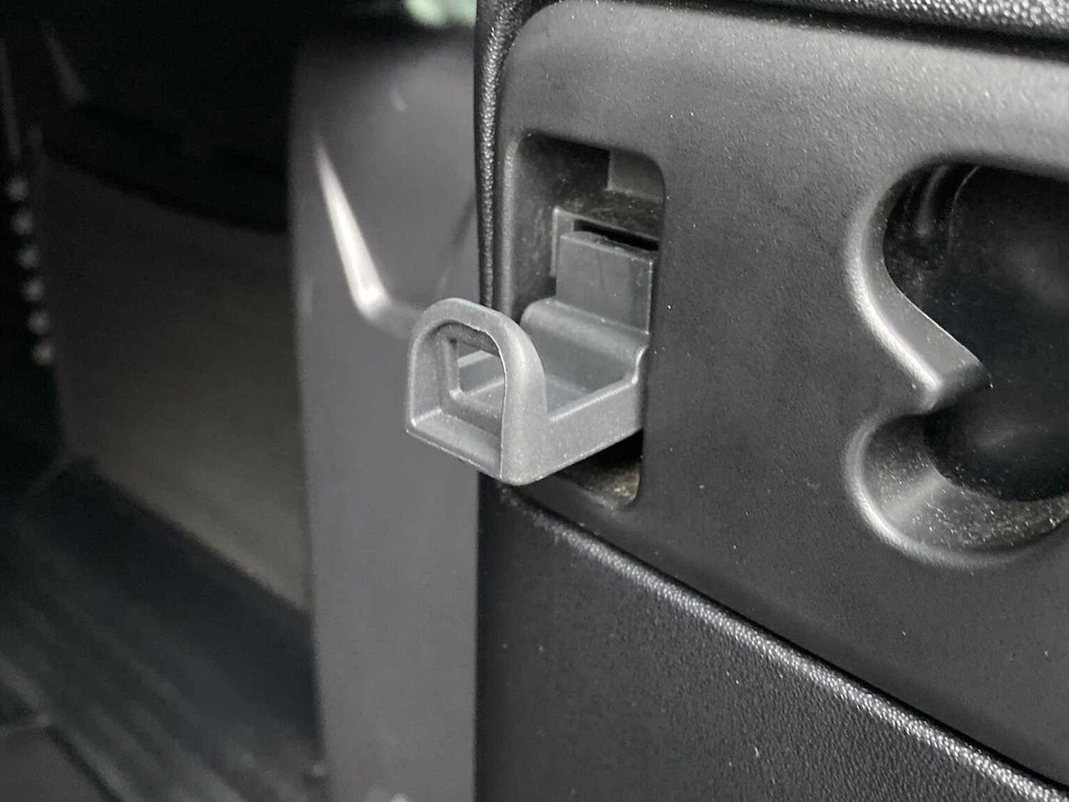 Used Land Rover Defender 2023 for sale - 77901708: Photo 26