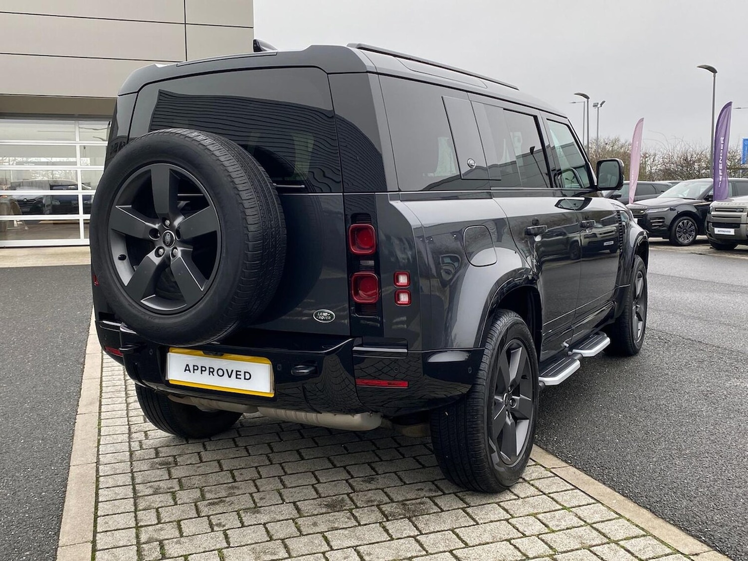 Used Land Rover Defender 2023 for sale - 77901708: Photo 38