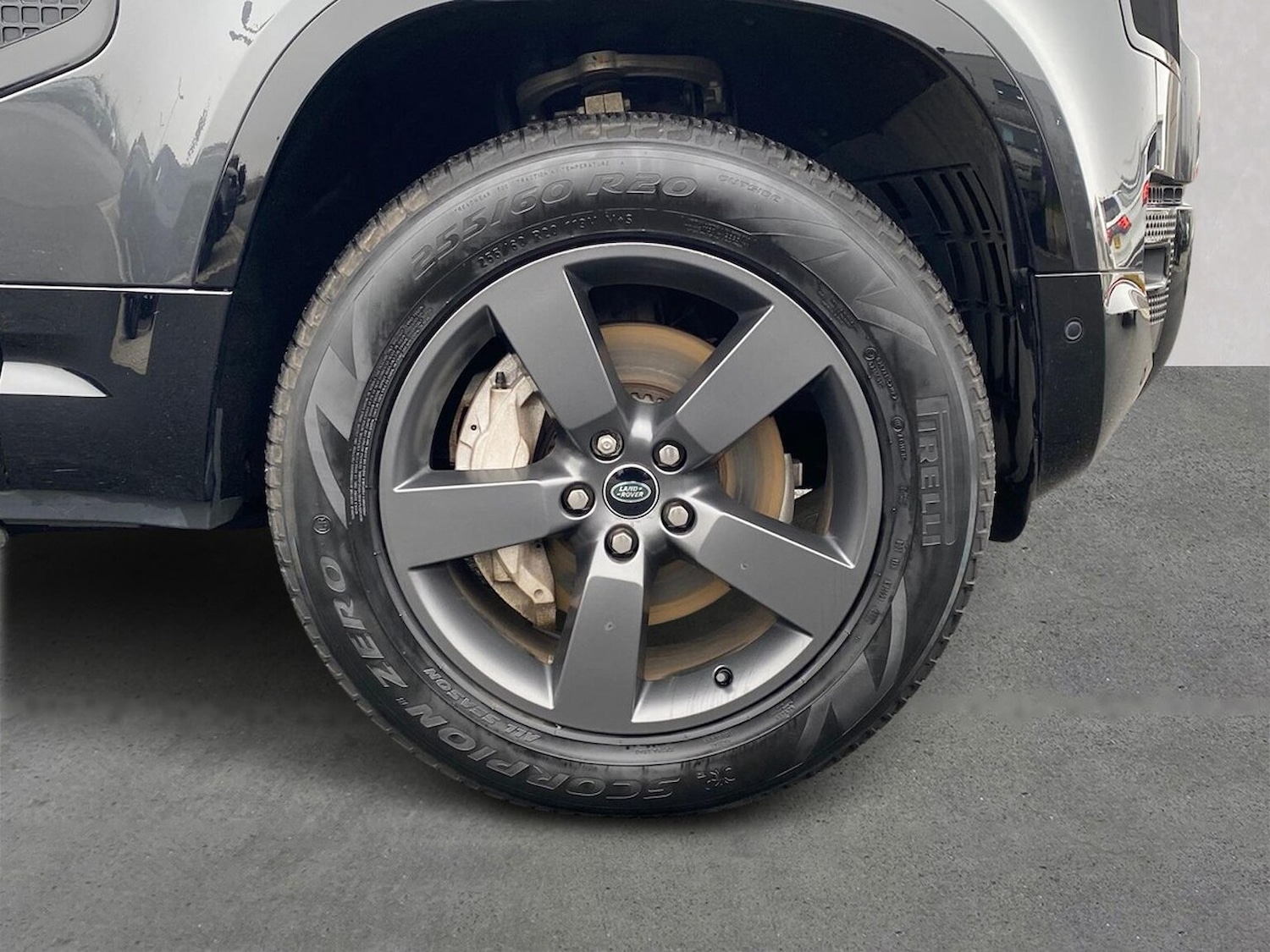 Used Land Rover Defender 2023 for sale - 77901708: Photo 8