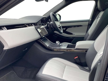 Used Land Rover Range Rover Evoque 2025 for sale - 78317112: Photo