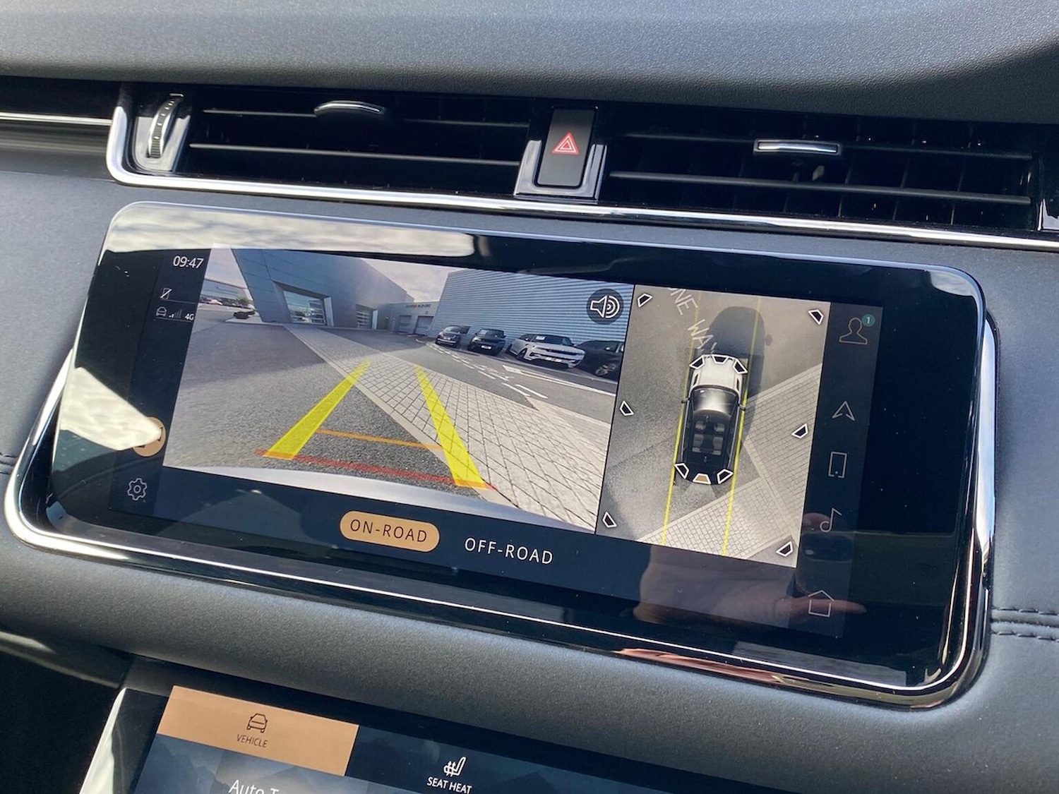 Used Land Rover Range Rover Evoque 2021 for sale - 76643629: Photo 12