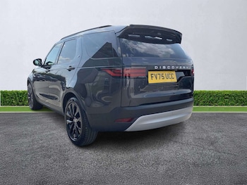 Used Land Rover Discovery 2025 for sale - 79115113: Photo