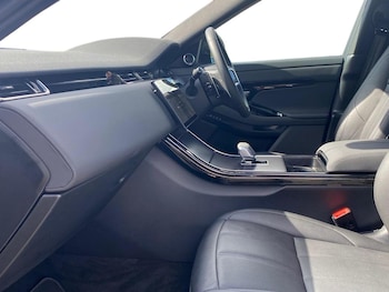 Used Land Rover Range Rover Evoque 2025 for sale - 75750125: Photo